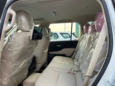 2025 تويوتا لاند كروزر جي اكس ار4