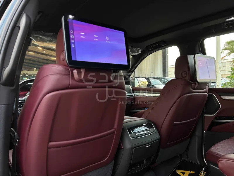 2025 كاديلاك اسكاليد بريميوم