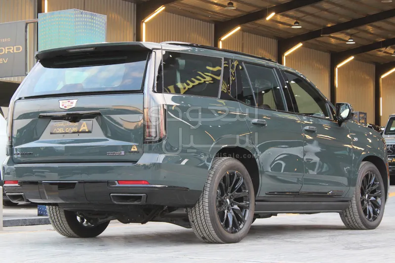 2025 كاديلاك اسكاليد بريميوم