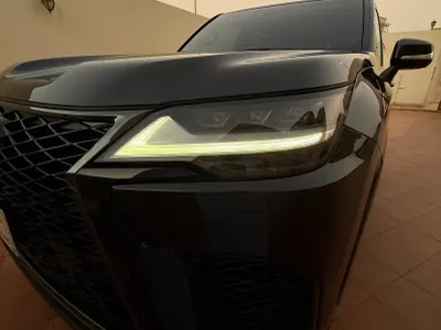 2023 لكزس إل إكس 600 إف