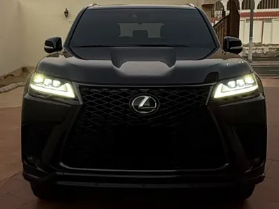 2023 لكزس إل إكس 600 إف