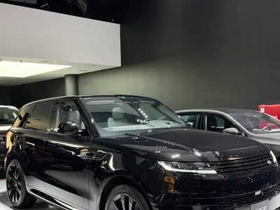 2025 لاند روفر رينج روفر سبورت اتش اس اي