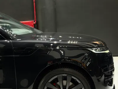 2025 لاند روفر رينج روفر سبورت اتش اس اي