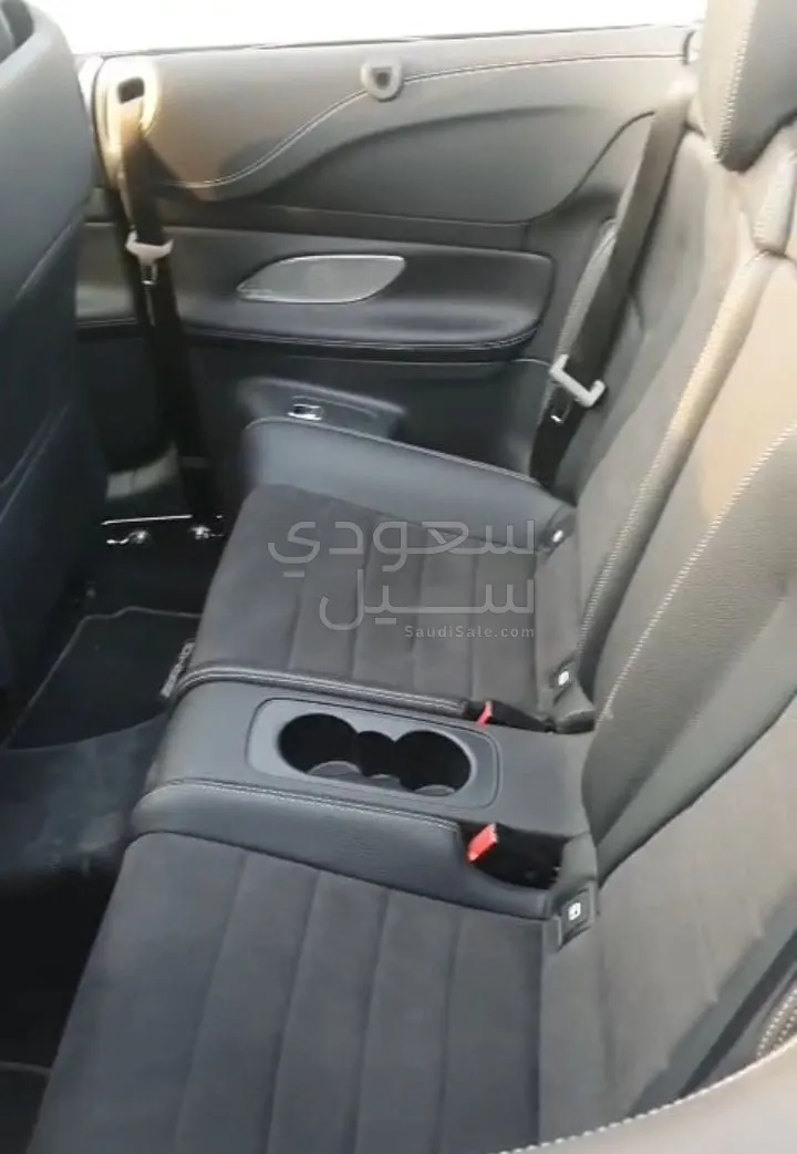 2023 مرسيدس - بنز إي 200 أي إم جي