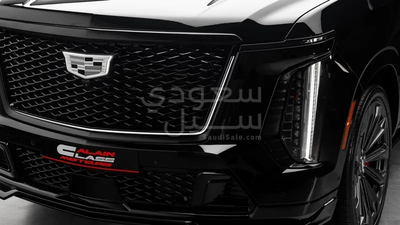 2025 كاديلاك اسكاليد في