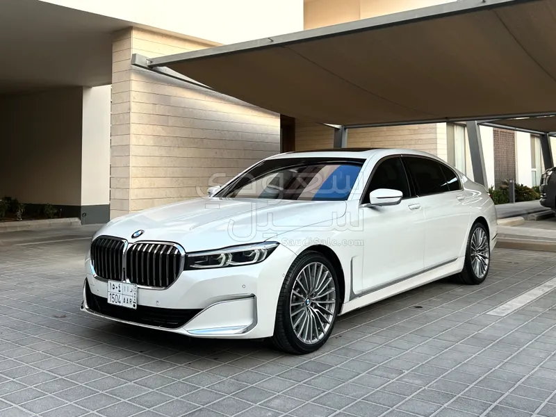 2022 بي ام دبليو الفئة السابعة 730 إل أي