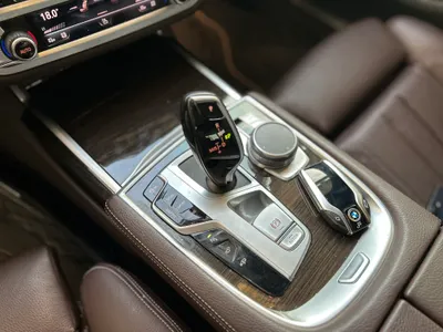 2022 بي ام دبليو الفئة السابعة 730 إل أي