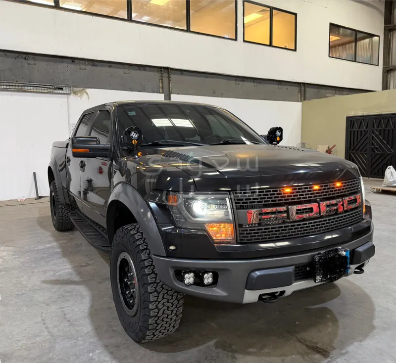 2014 فورد اف 150 اس في تي رابتر