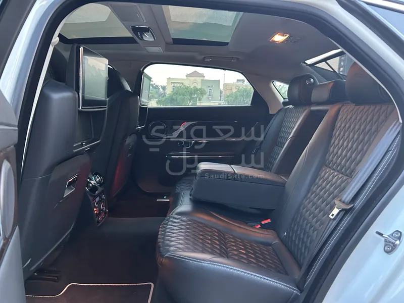 2019 Jaguar XJL Portfolio