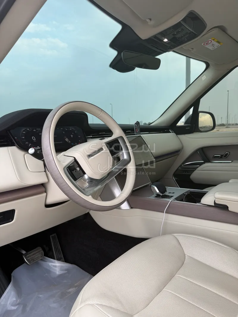 2024 Land Rover Range Rover HSE