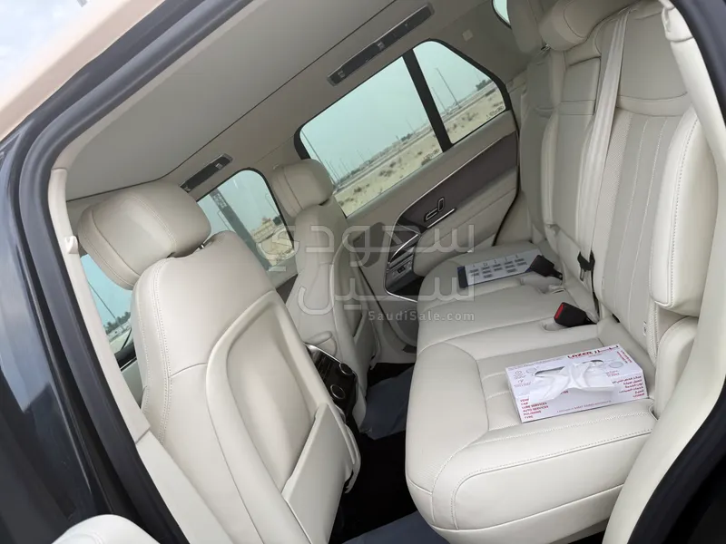 2024 Land Rover Range Rover HSE