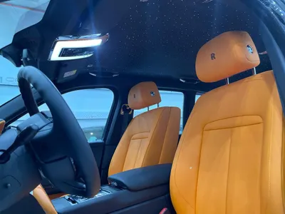 2023 رولز رويس كولينان سلفر بادج