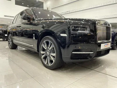 2023 رولز رويس كولينان سلفر بادج