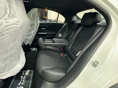 2025 مرسيدس - بنز سي 200