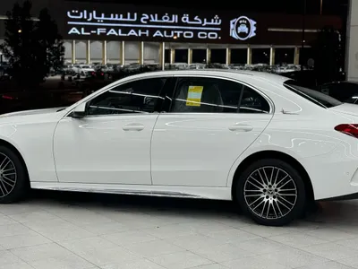 2025 مرسيدس - بنز سي 200