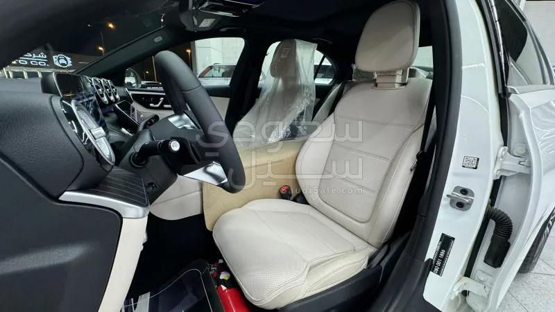 2025 مرسيدس - بنز سي 200