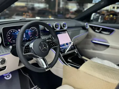 2025 مرسيدس - بنز سي 200