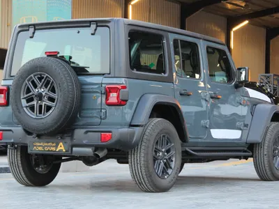 2025 جييب رانجلر سبورت