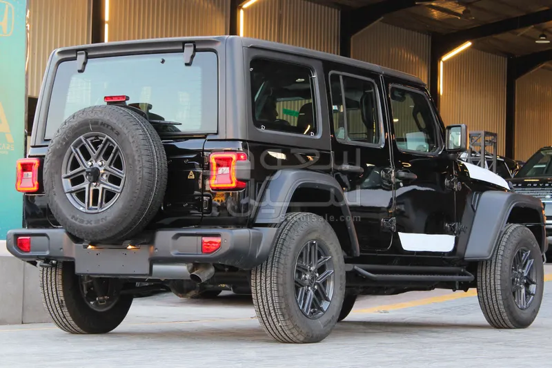 2025 جييب رانجلر سبورت