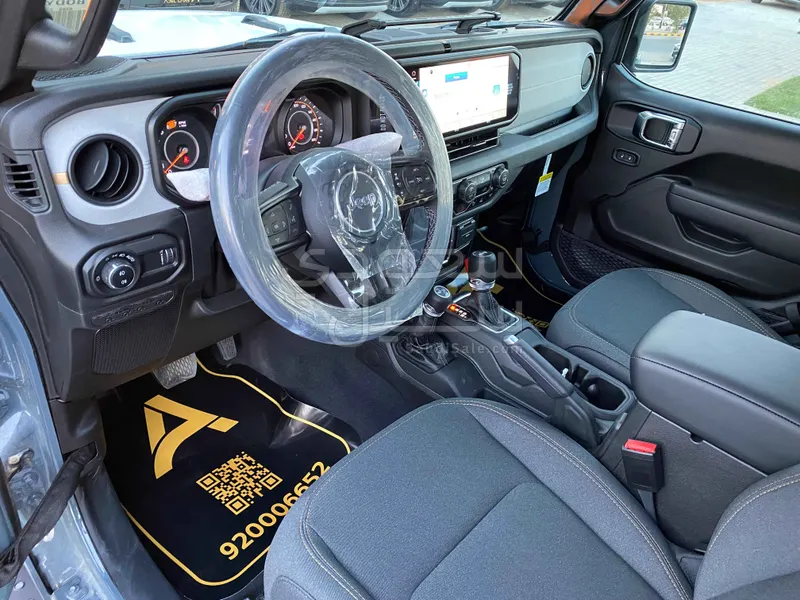 2025 جييب رانجلر سبورت