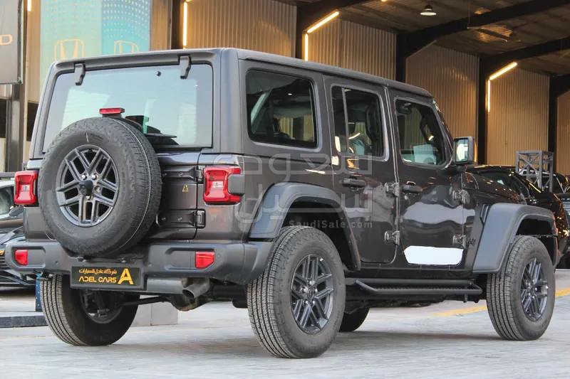 2025 جييب رانجلر سبورت