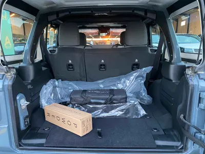 2025 جييب رانجلر سبورت