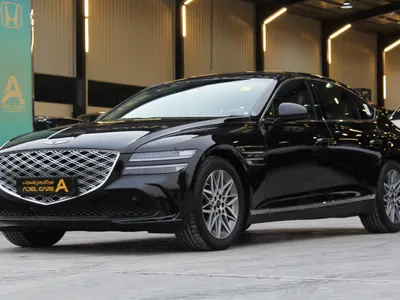 2025 جينيسيس جي 80