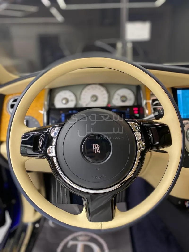 2016 رولز رويس قوست