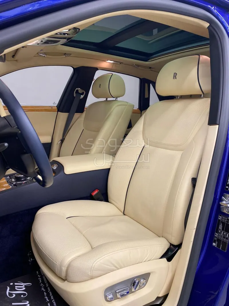 2016 رولز رويس قوست