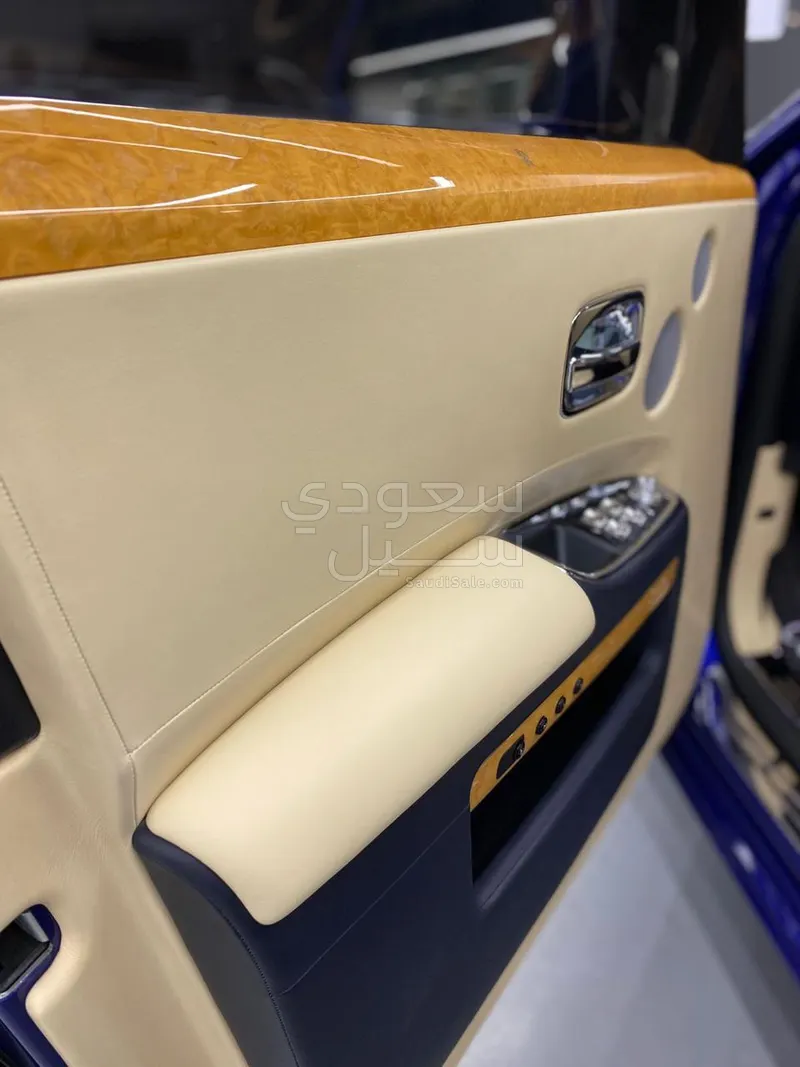 2016 رولز رويس قوست