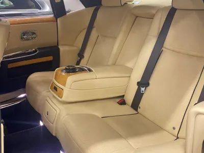 2016 رولز رويس قوست