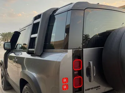 2021 لاند روفر ديفيندر اتش اس اي