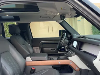 2021 لاند روفر ديفيندر اتش اس اي