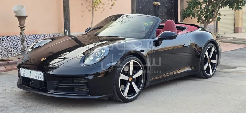 2025 بورش 911 كاريرا كابريوليه