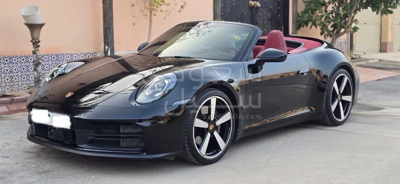 2025 بورش 911 كاريرا كابريوليه
