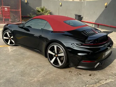 2025 بورش 911 كاريرا كابريوليه
