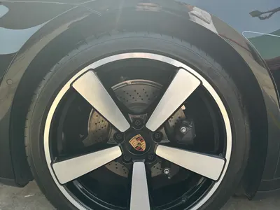 2025 بورش 911 كاريرا كابريوليه