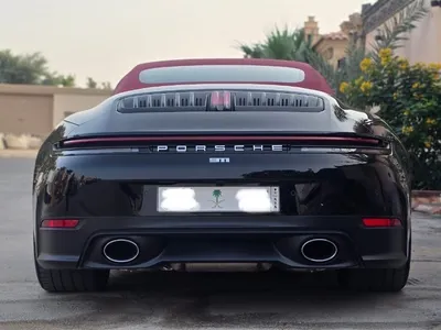 2025 بورش 911 كاريرا كابريوليه