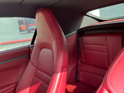 2025 بورش 911 كاريرا كابريوليه