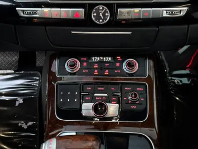 2014 اودي اي 8 ال النسخة السعودية