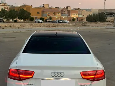 2014 اودي اي 8 ال النسخة السعودية