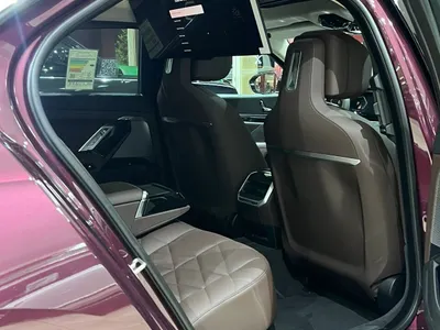 2026 بي ام دبليو الفئة السابعة 735 إل أي