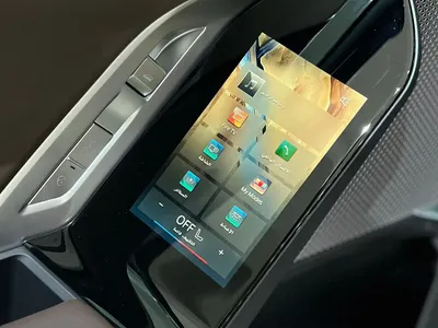 2026 بي ام دبليو الفئة السابعة 735 إل أي