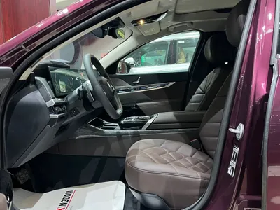 2026 بي ام دبليو الفئة السابعة 735 إل أي