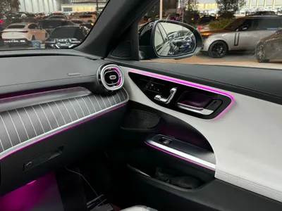 2025 مرسيدس - بنز سي 200