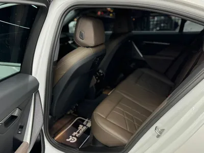 2024 BMW 5 Series 520i