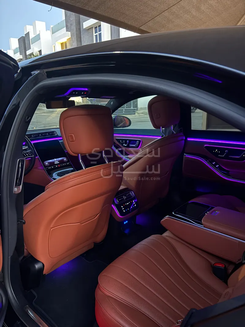 2023 مرسيدس - بنز سي 450 أي إم جي