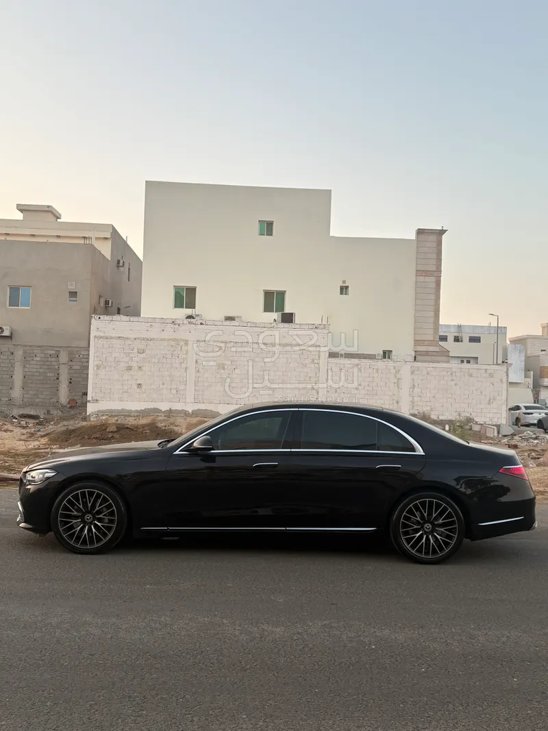 2023 مرسيدس - بنز سي 450 أي إم جي