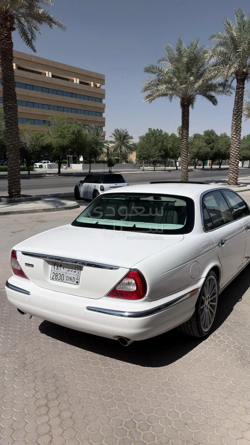 2006 جاكوار اكس جي