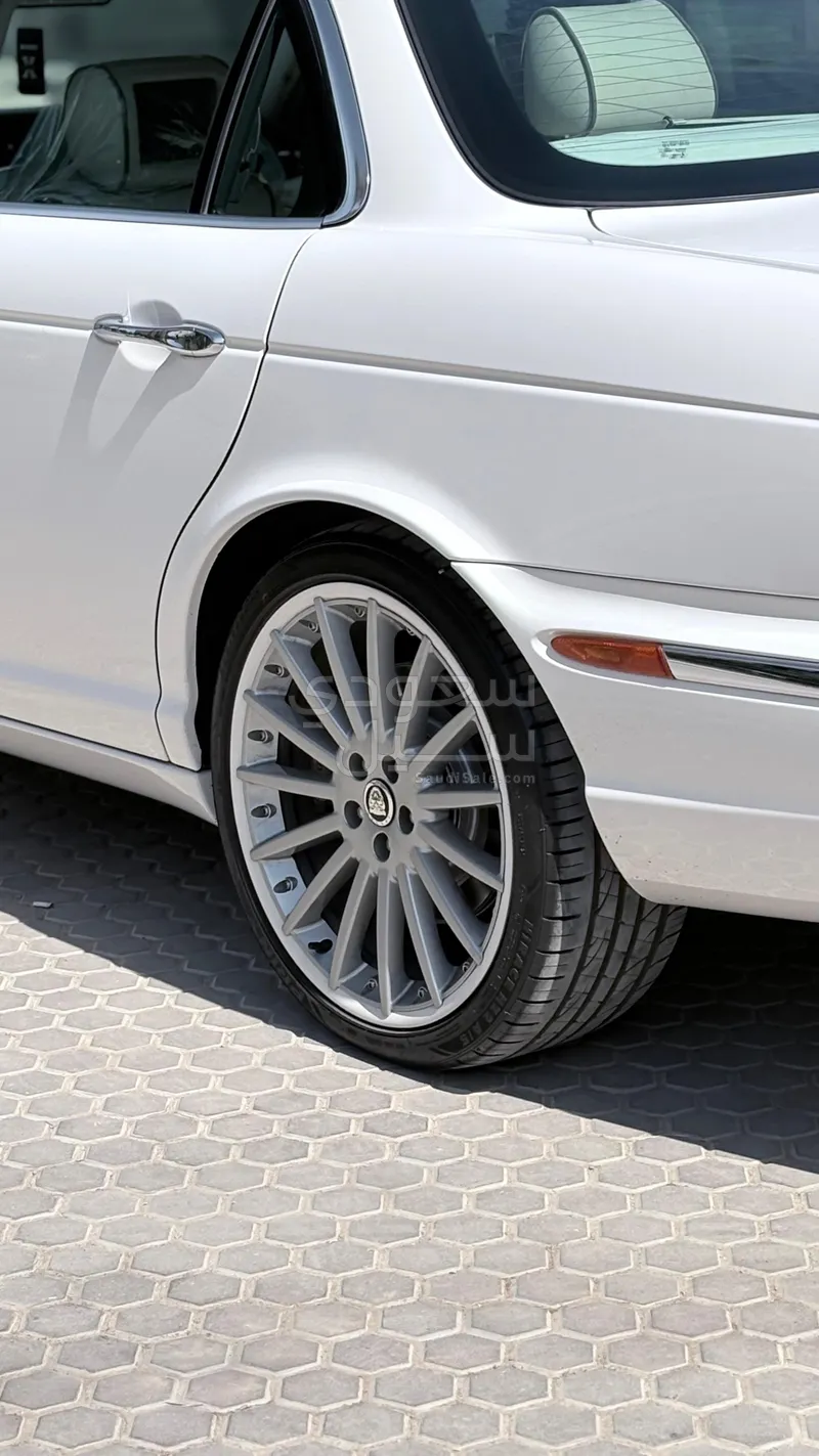 2006 جاكوار اكس جي